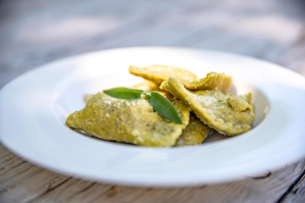Cerreto di Spoleto Agriturismo Le Due Querce מראה חיצוני תמונה